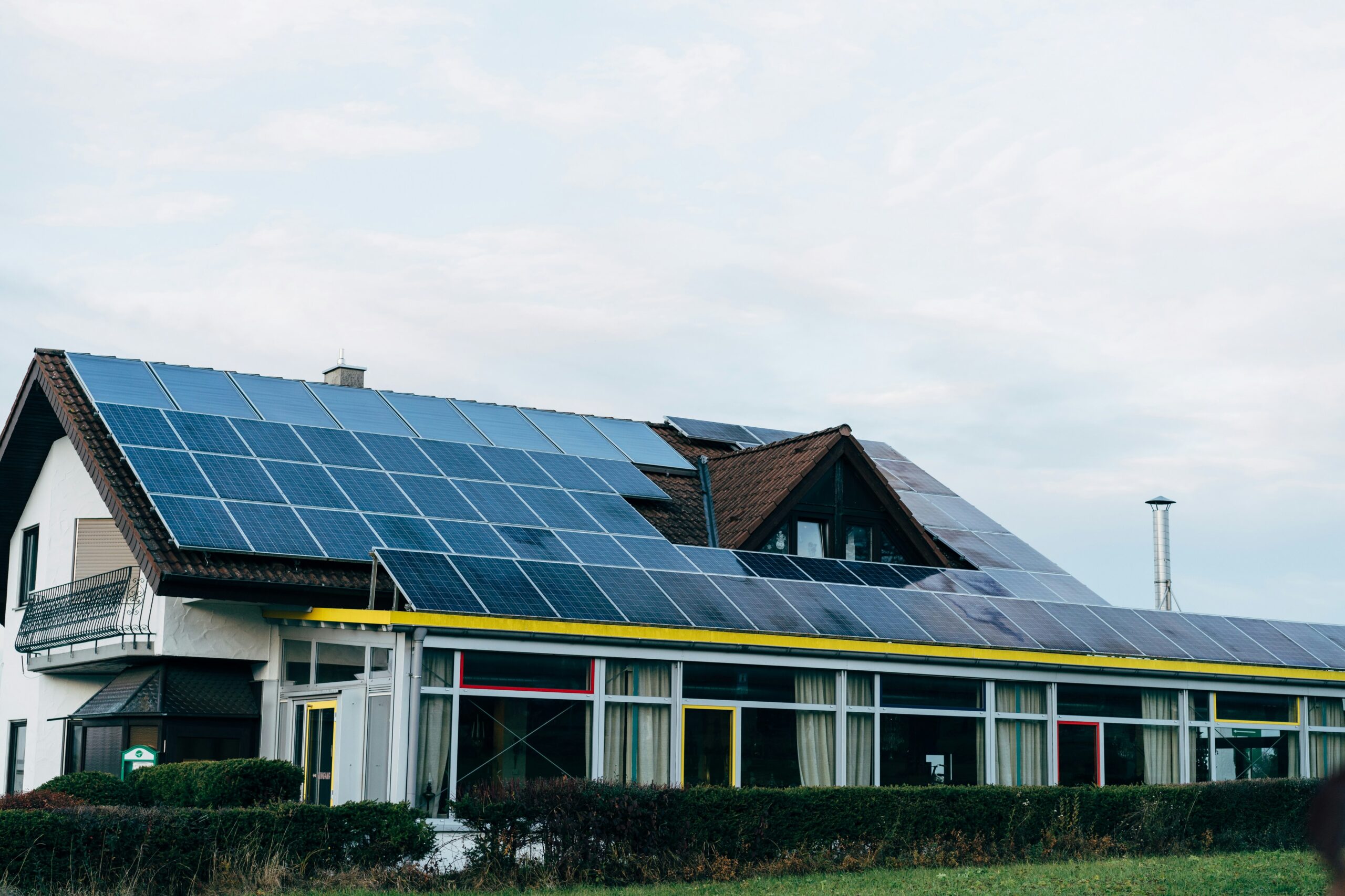 Zonnepanelen en overheidsbeleid: wat moet u als huiseigenaar weten?